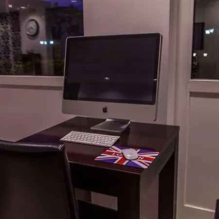 Benaco ***s Отель