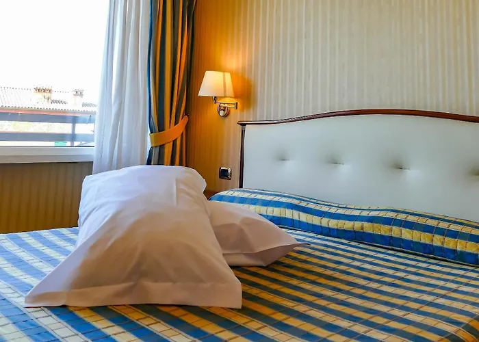 Hotel Benaco ***s Garda (Verona)