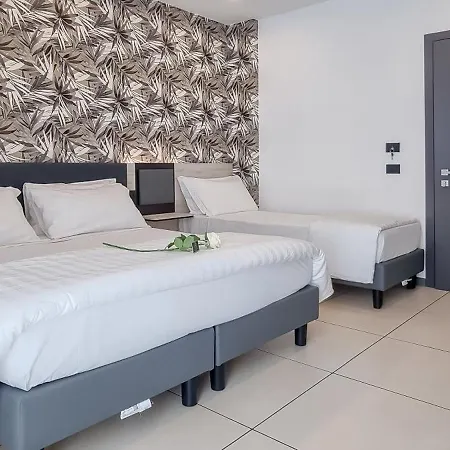 Hotel Benaco ***s