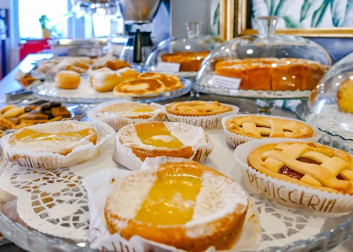 מלון Benaco ***s 3*